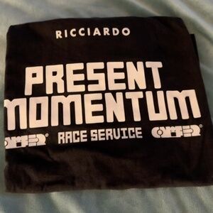 Ric3 Daniel Ricciardo Present Momentum Black T-shirt Size XL